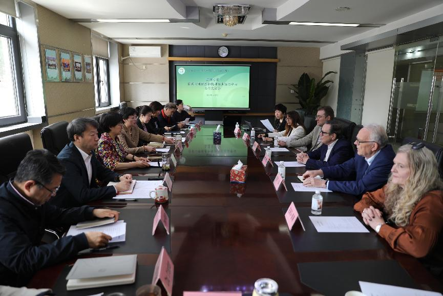 英国皇家精神科医师学院一行来访国家心理健康和精神卫生防治中心